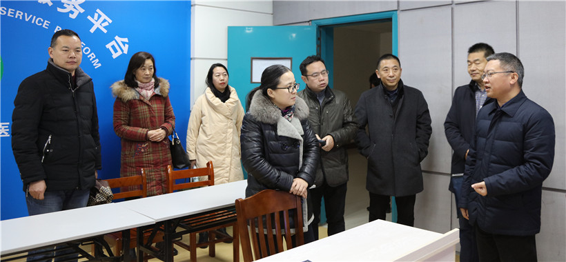 市卫生健康委调研谷城县人民医院2019年工作