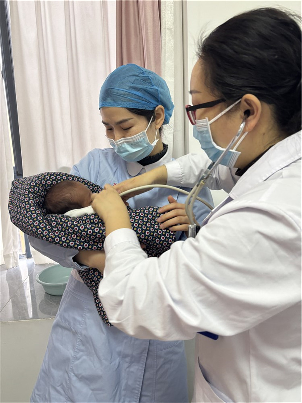 常态化开展早产儿出院后随访_副本.jpg 常态化开展早产儿出院后随访_副本.jpg