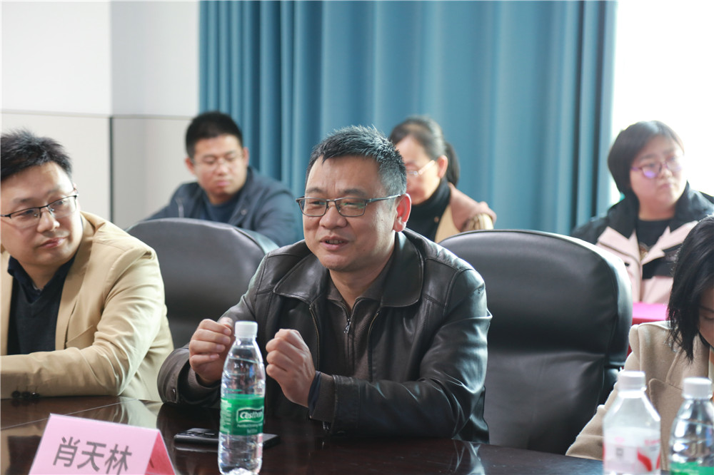 0D8A7833.jpg 0D8A7833.jpg